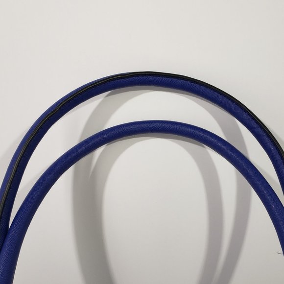 Tignanello Gorgeous Dark Blue Leather Handbag Satchel, Classic Shape and Color - Picture 6 of 13